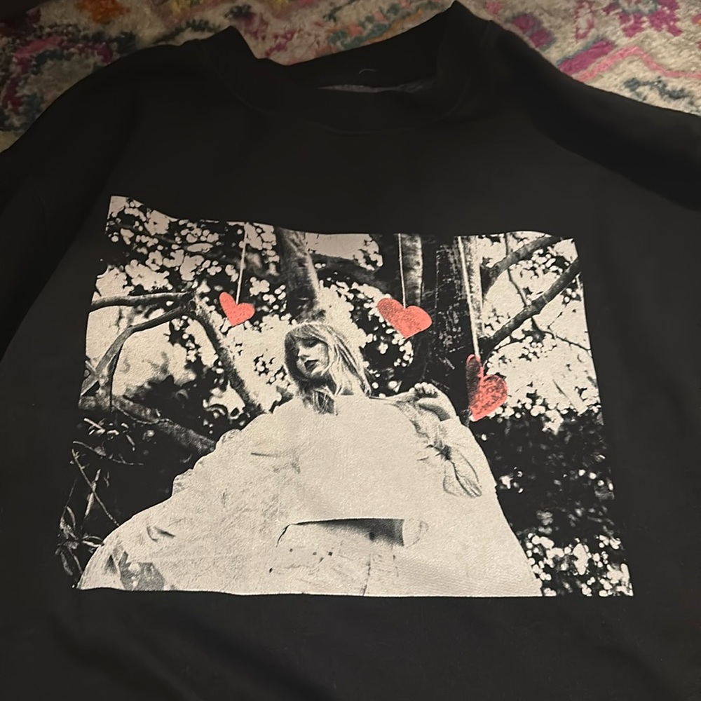 Taylor swift lover crewneck XL